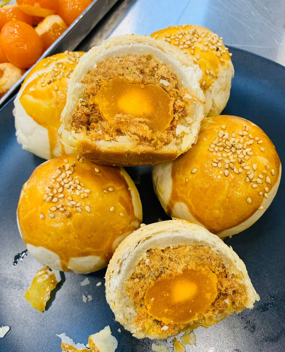 肉松蛋黄酥7、肉松卷1 肉松蛋黄酥Meat Floss Egg Yolk Crisp - YouTube